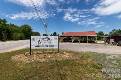 3218 Broadhurst Lane Clover SC 29710