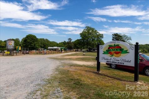 3218 Broadhurst Lane Clover SC 29710