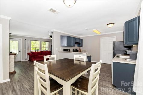 3218 Broadhurst Lane Clover SC 29710