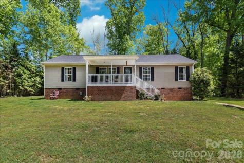 3218 Broadhurst Lane Clover SC 29710