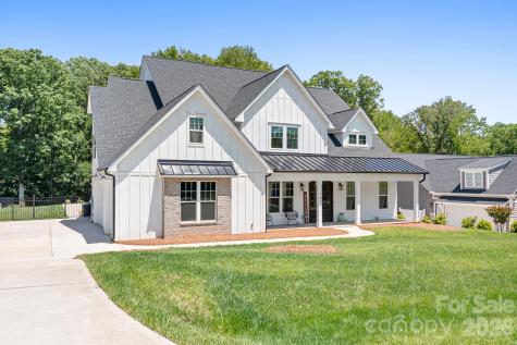 137 Streamside Estates Drive Mooresville NC 28117