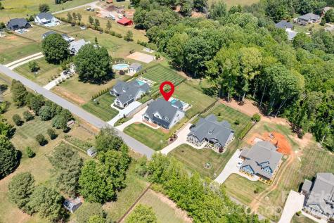 137 Streamside Estates Drive Mooresville NC 28117