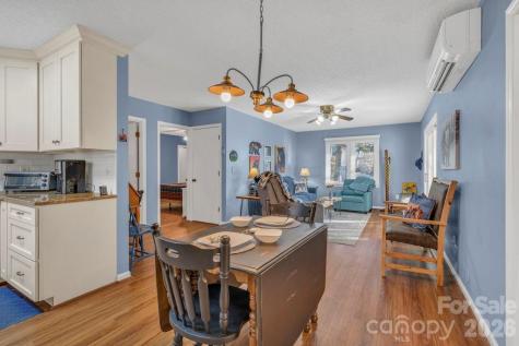 6 Ridgewood Lane Newland NC 28657