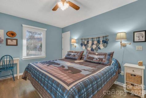 6 Ridgewood Lane Newland NC 28657