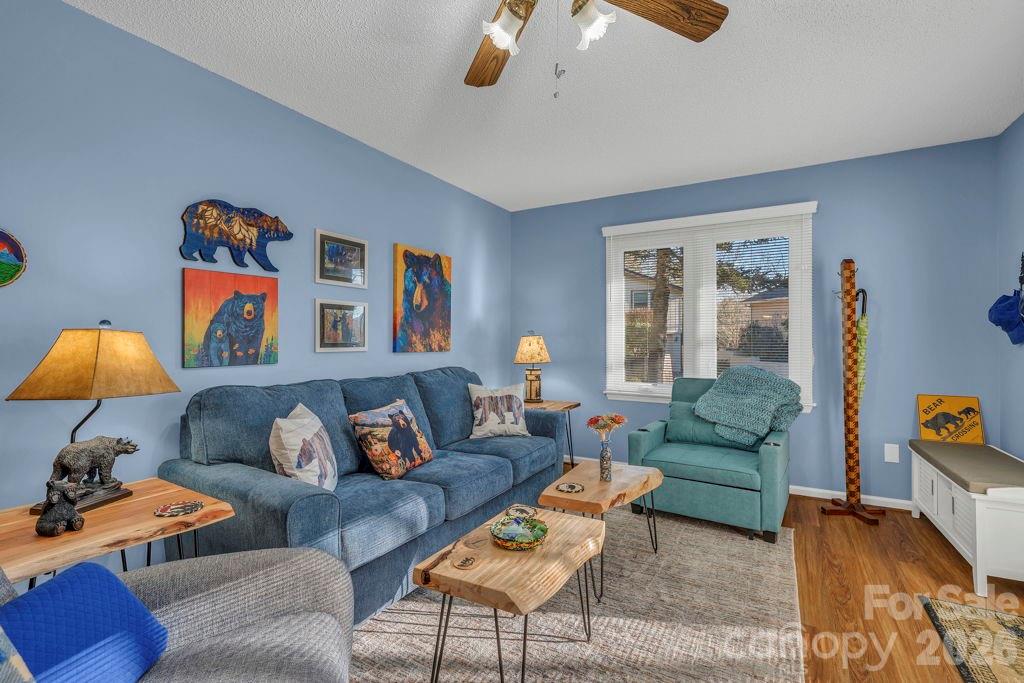 6 Ridgewood Lane Newland NC 28657