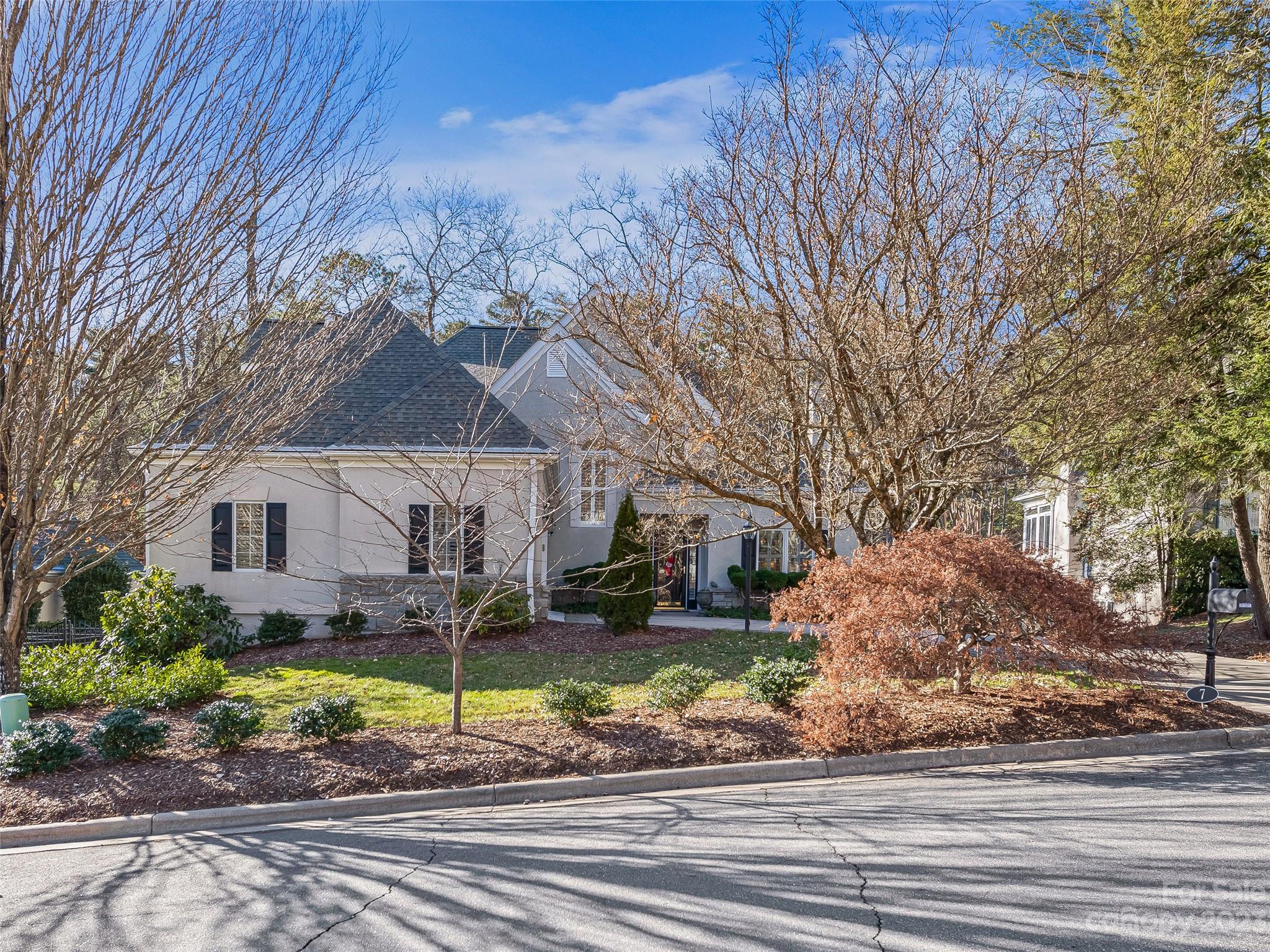 7 Tiverton Lane Asheville NC 28803