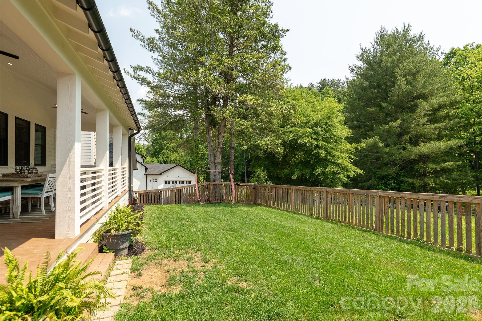 40 Hidden Pond Lane Brevard NC 28712