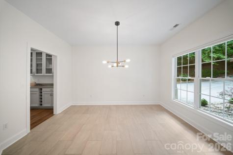 2508 Carriage Falls Court Hendersonville NC 28791