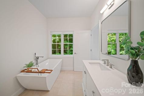 2508 Carriage Falls Court Hendersonville NC 28791