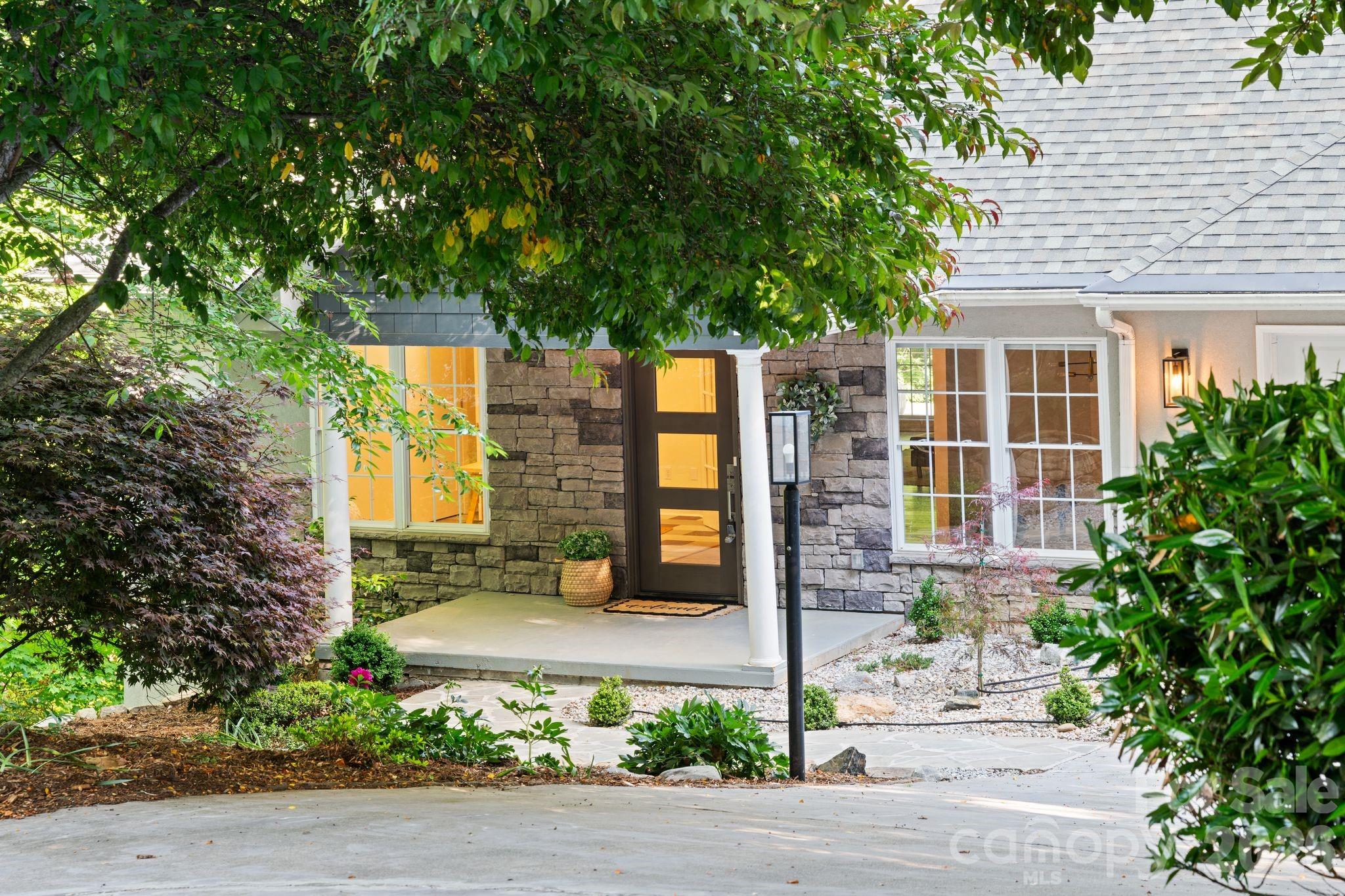 2508 Carriage Falls Court Hendersonville NC 28791