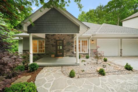 2508 Carriage Falls Court Hendersonville NC 28791