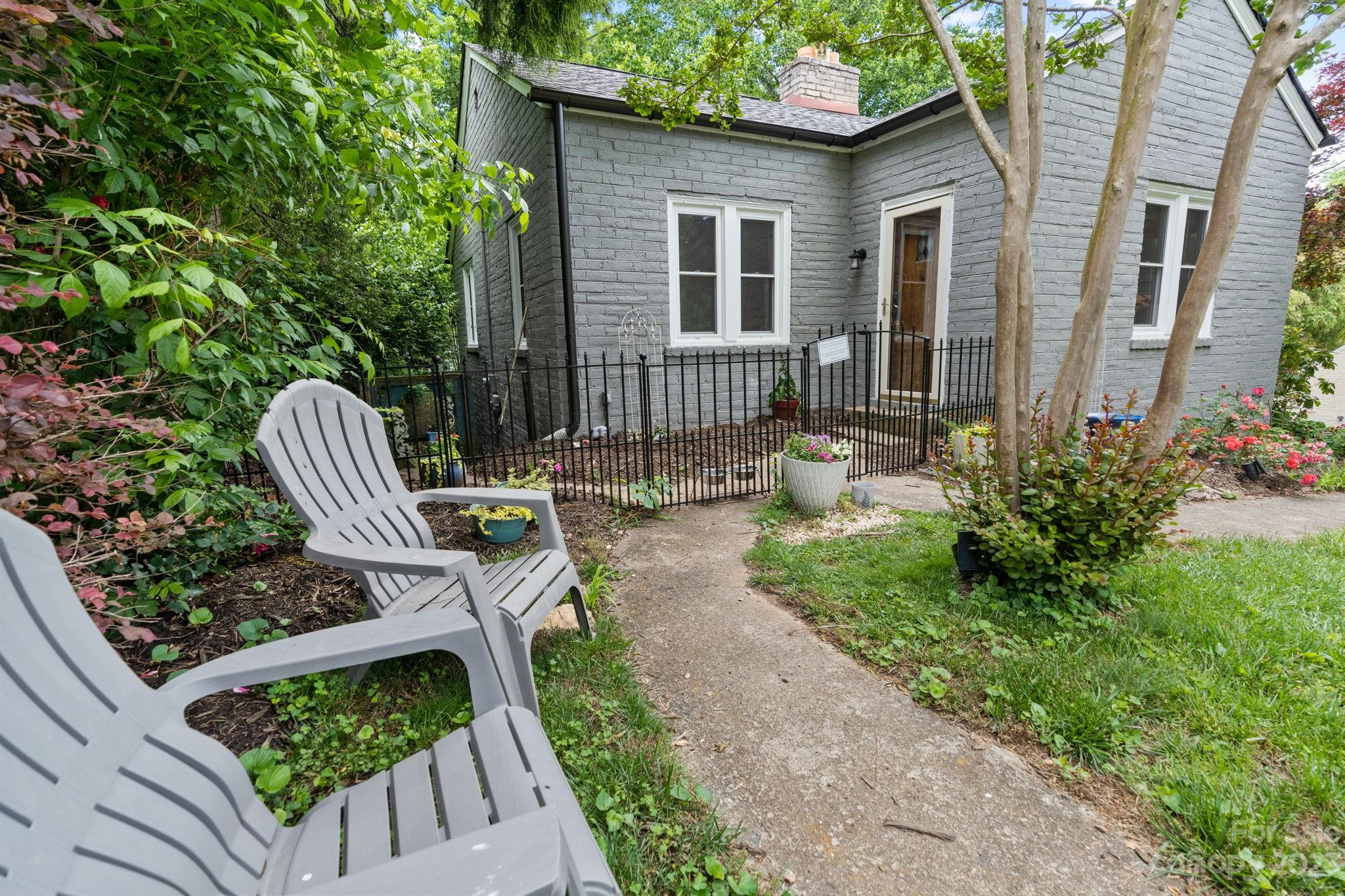 6 Waverly Road Asheville NC 28803