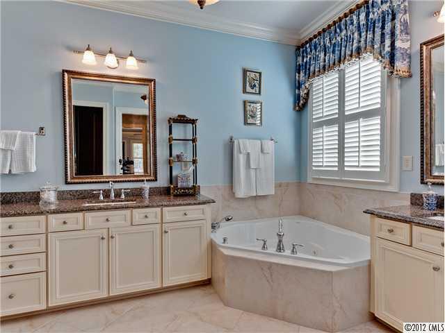6538 Rosemary Lane Charlotte NC 28210