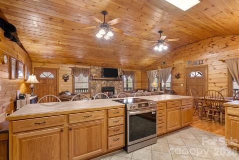 264 Moonbeam Lane Clyde NC 28721