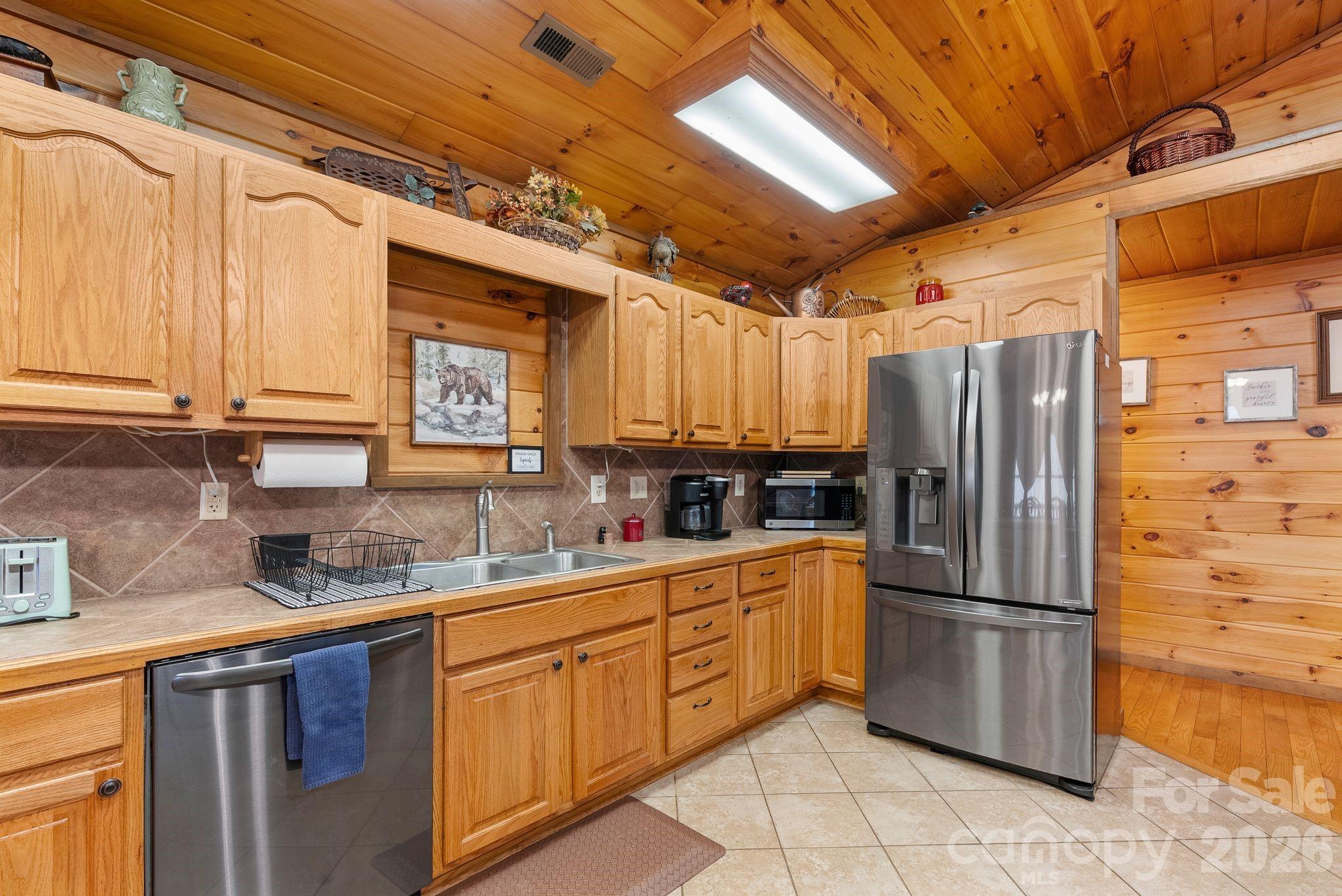 264 Moonbeam Lane Clyde NC 28721