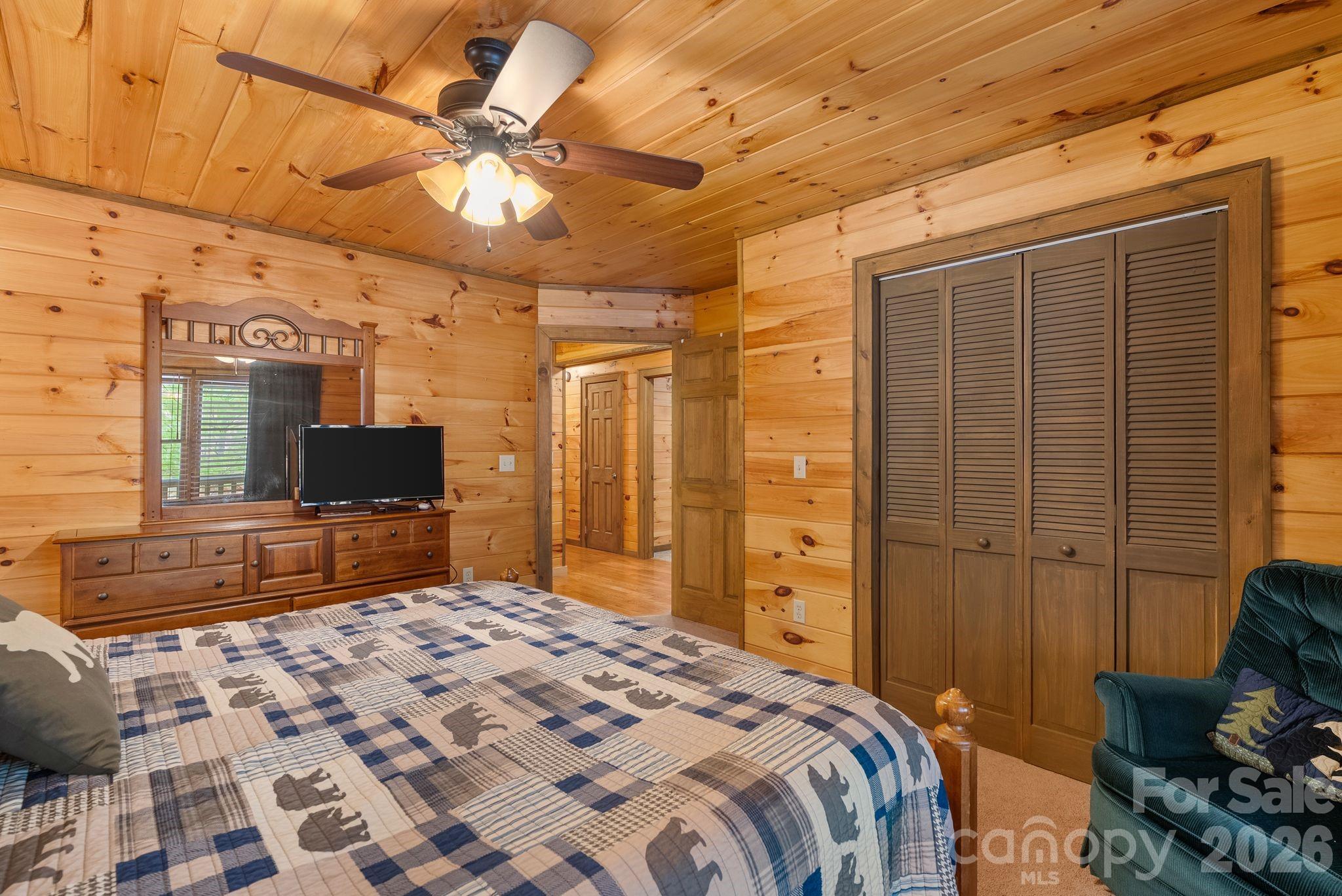 264 Moonbeam Lane Clyde NC 28721