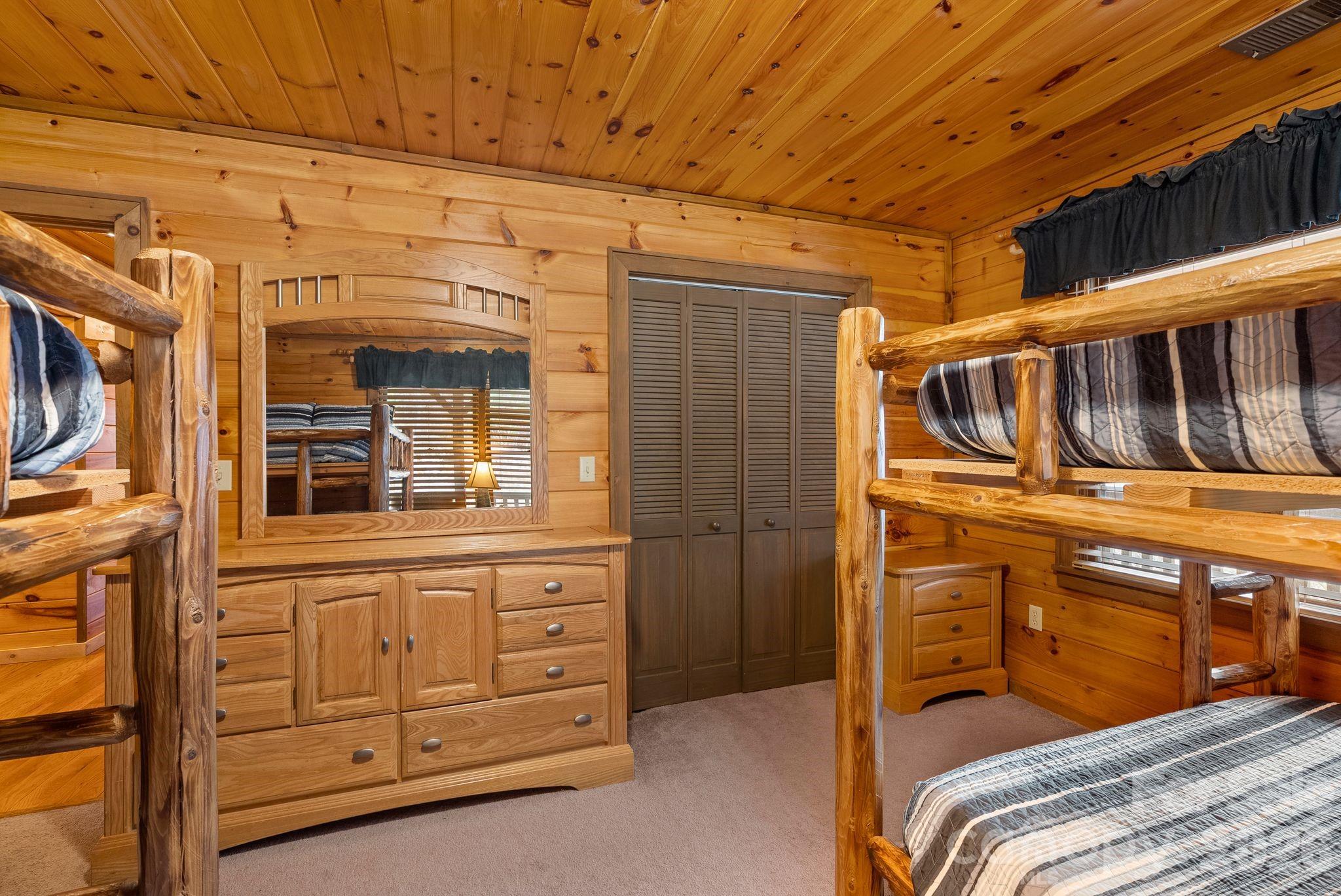 264 Moonbeam Lane Clyde NC 28721