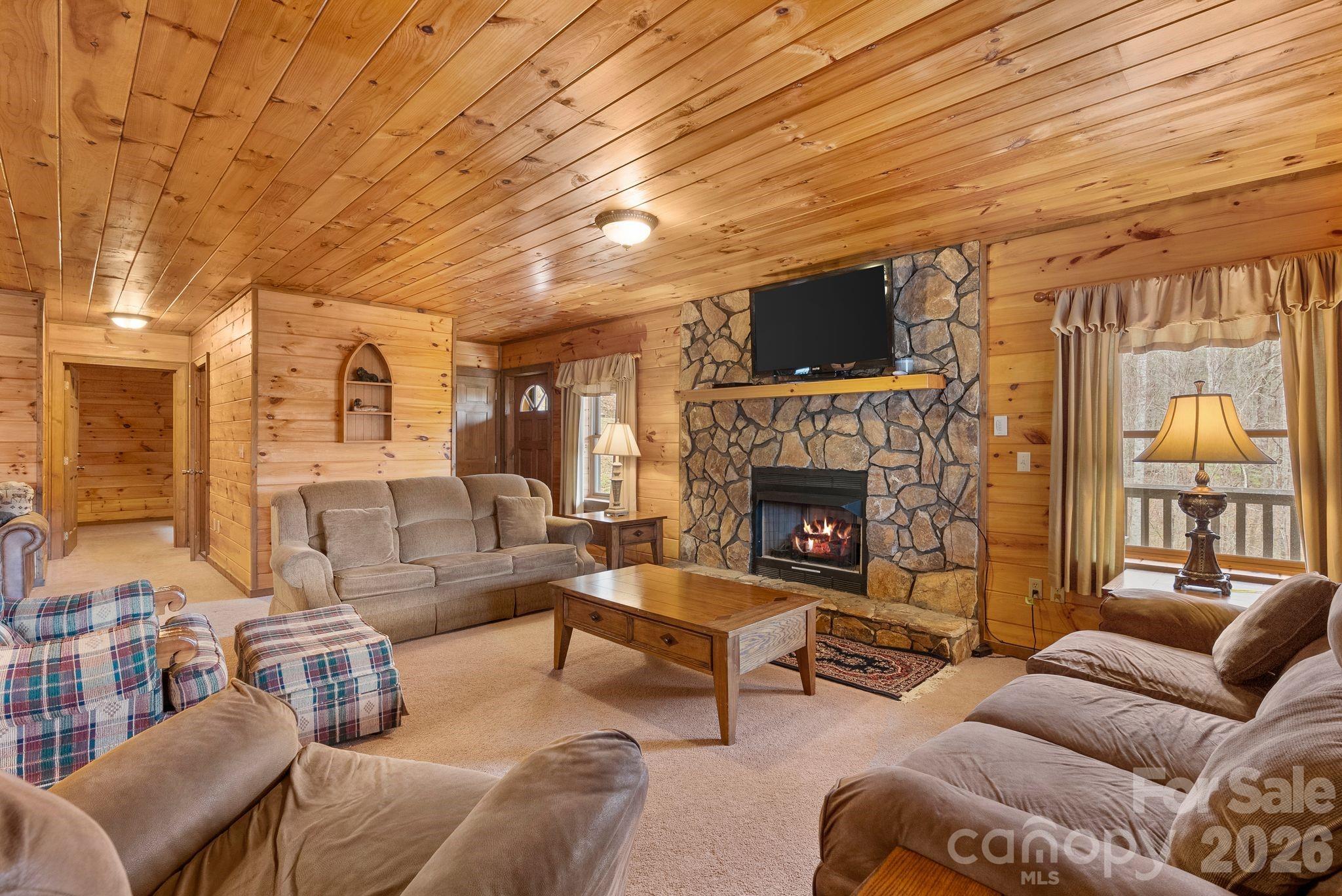 264 Moonbeam Lane Clyde NC 28721