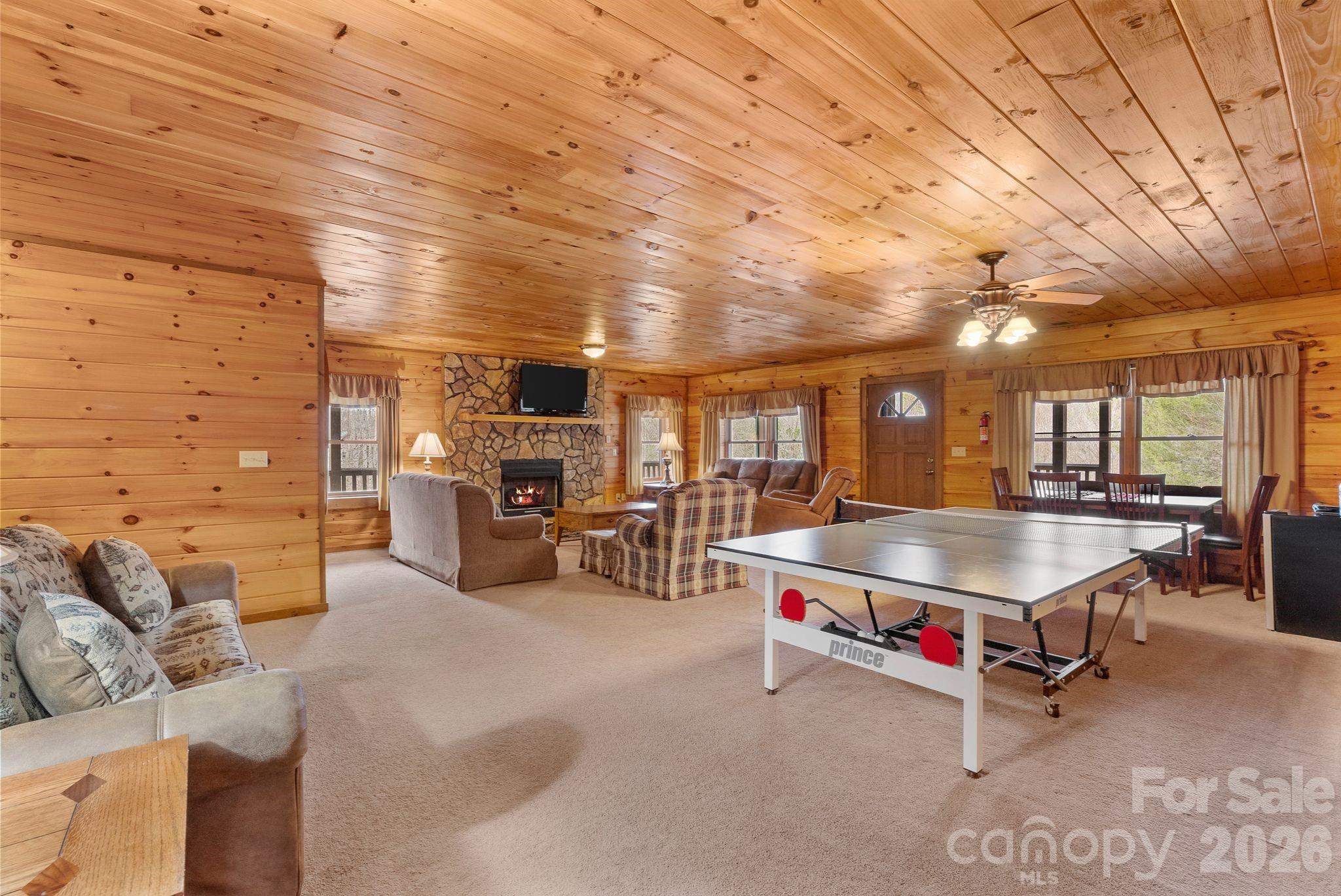264 Moonbeam Lane Clyde NC 28721