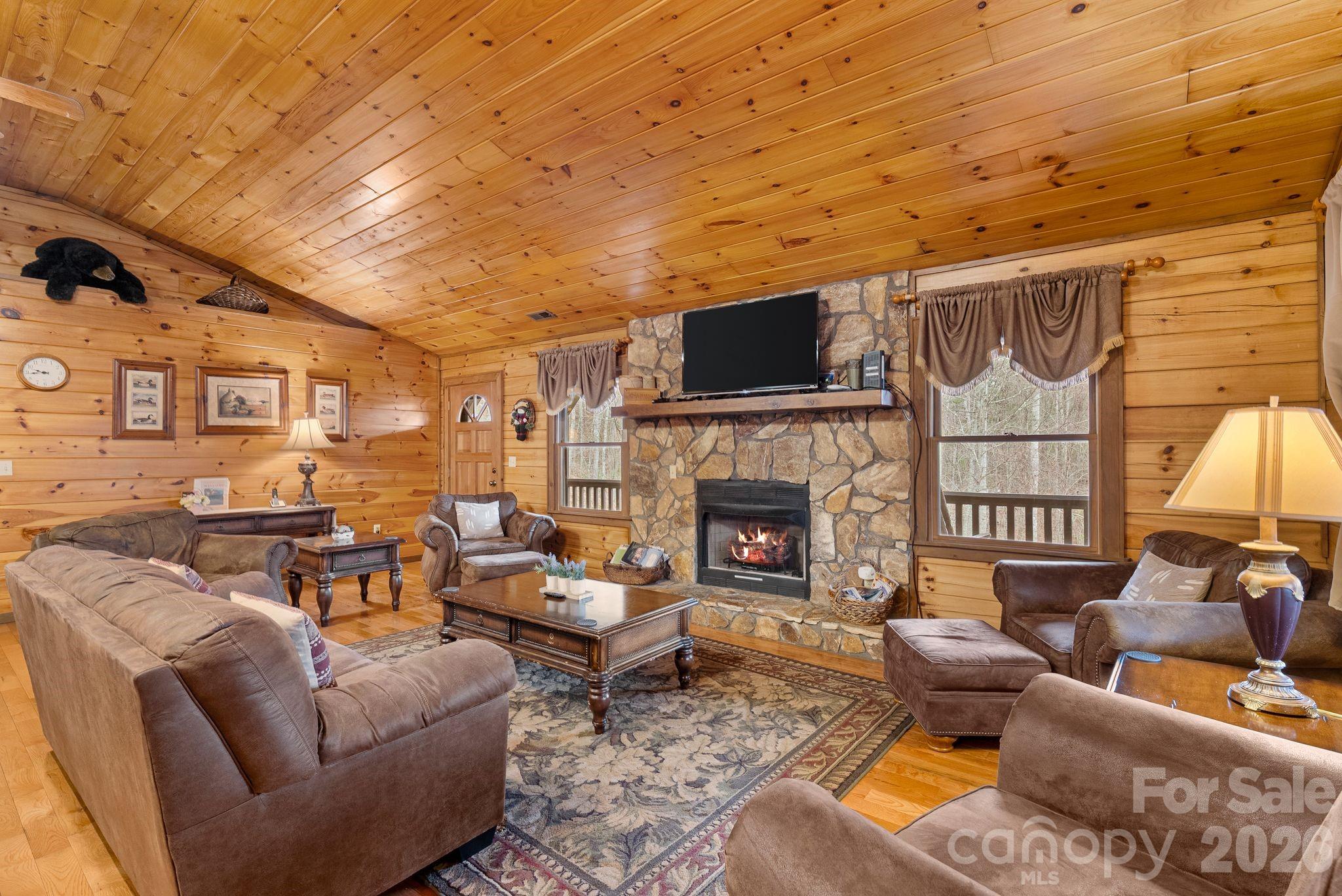 264 Moonbeam Lane Clyde NC 28721
