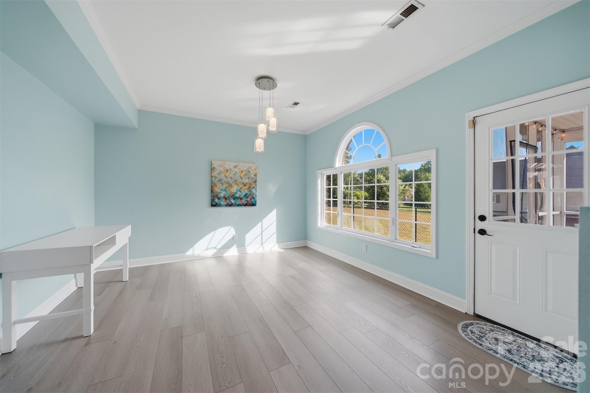 1360 Sweetbriar Lane Hickory NC 28602