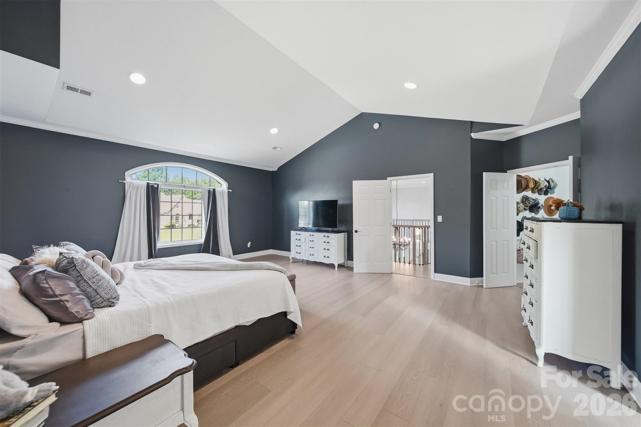1360 Sweetbriar Lane Hickory NC 28602