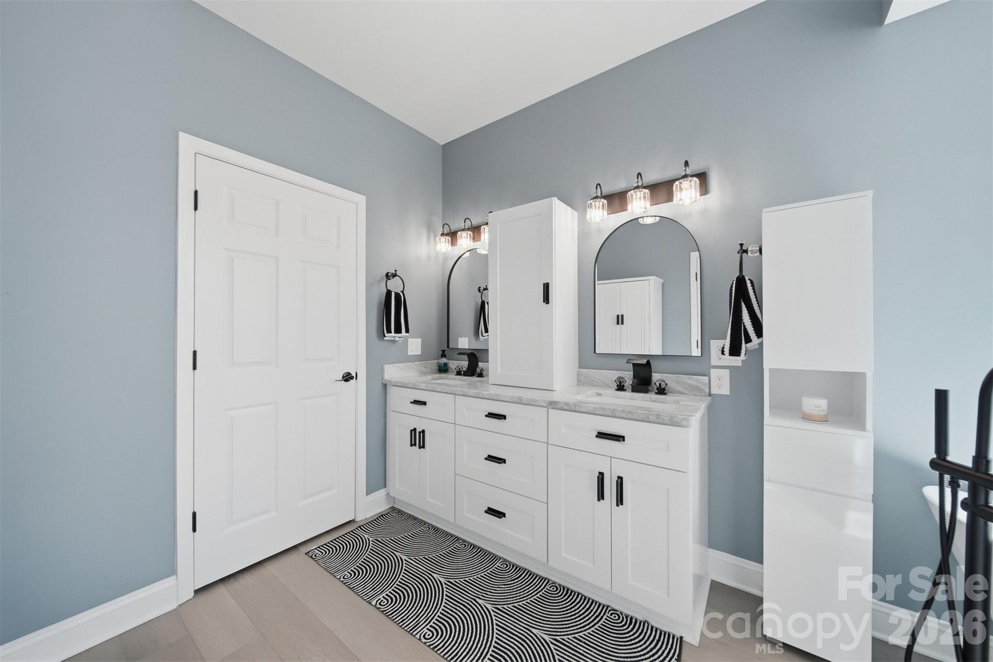 1360 Sweetbriar Lane Hickory NC 28602