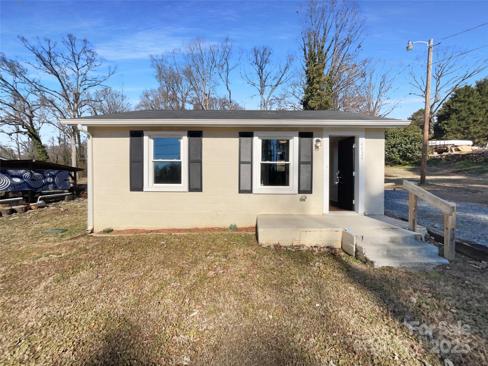 4432 Queens Street Gastonia NC 28056