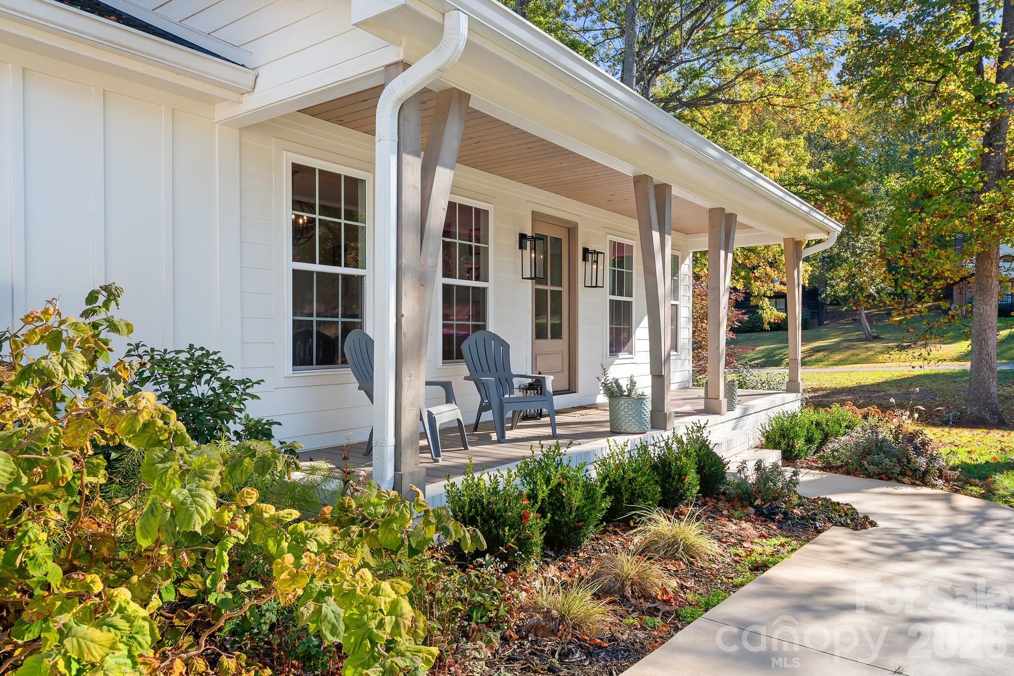 1984 Hickory Hills Drive Denver NC 28037