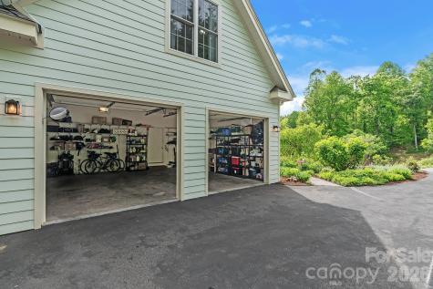 34 Carden Drive Weaverville NC 28787