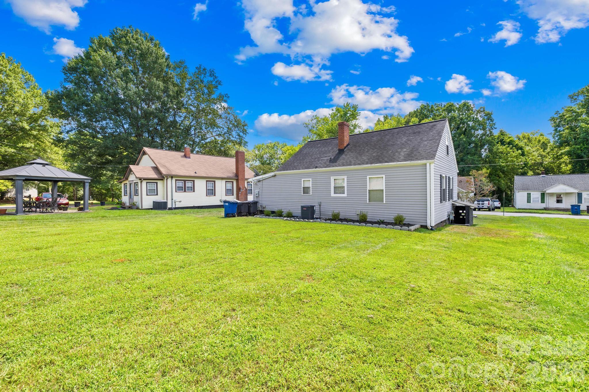 320 W Bingham Street Statesville NC 28677