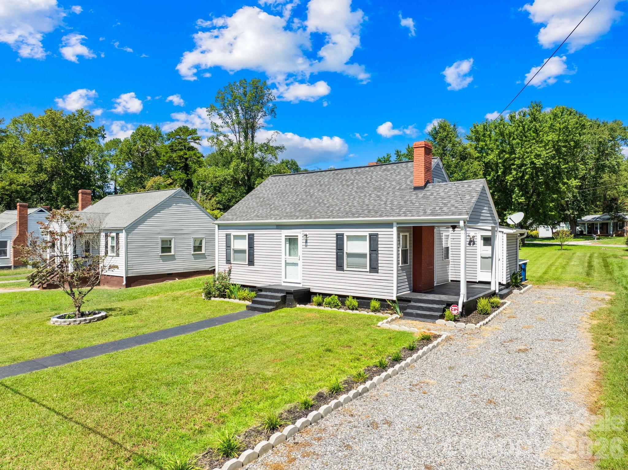 320 W Bingham Street Statesville NC 28677