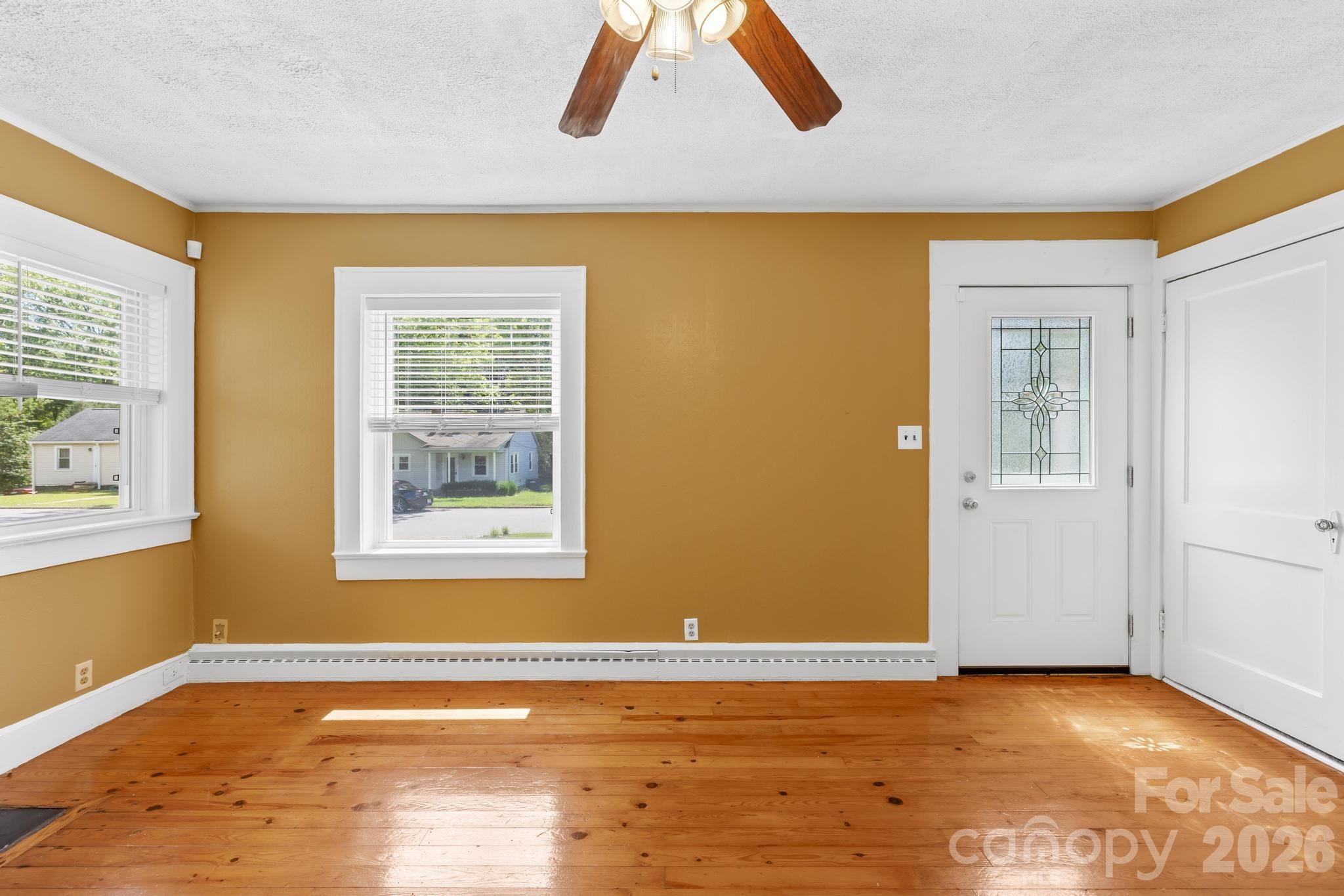 320 W Bingham Street Statesville NC 28677