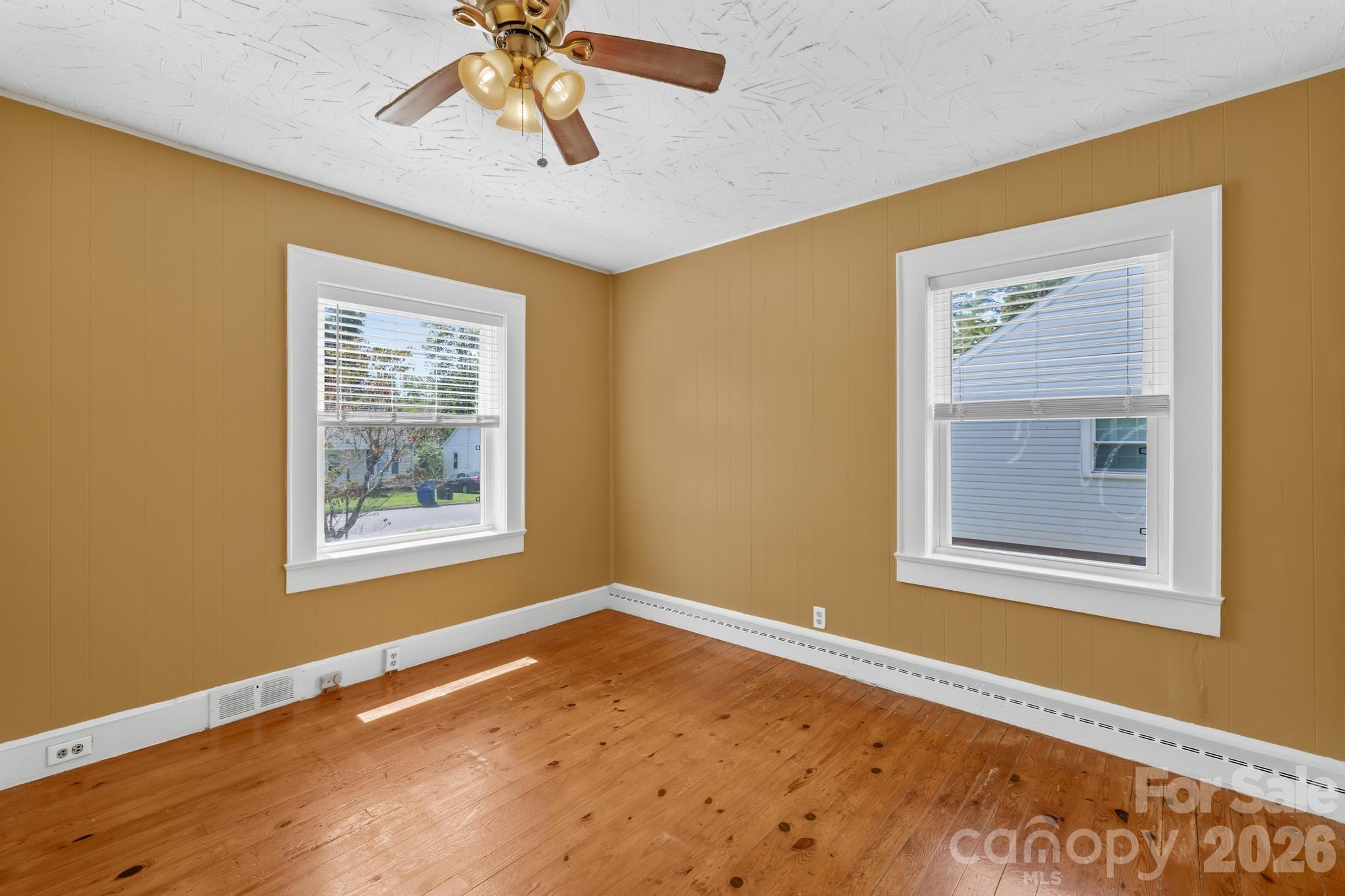320 W Bingham Street Statesville NC 28677