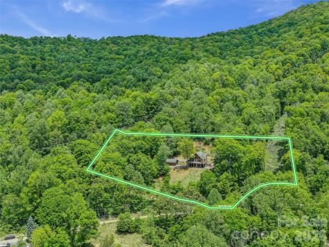 483 Birdie Lane Bakersville NC 28705