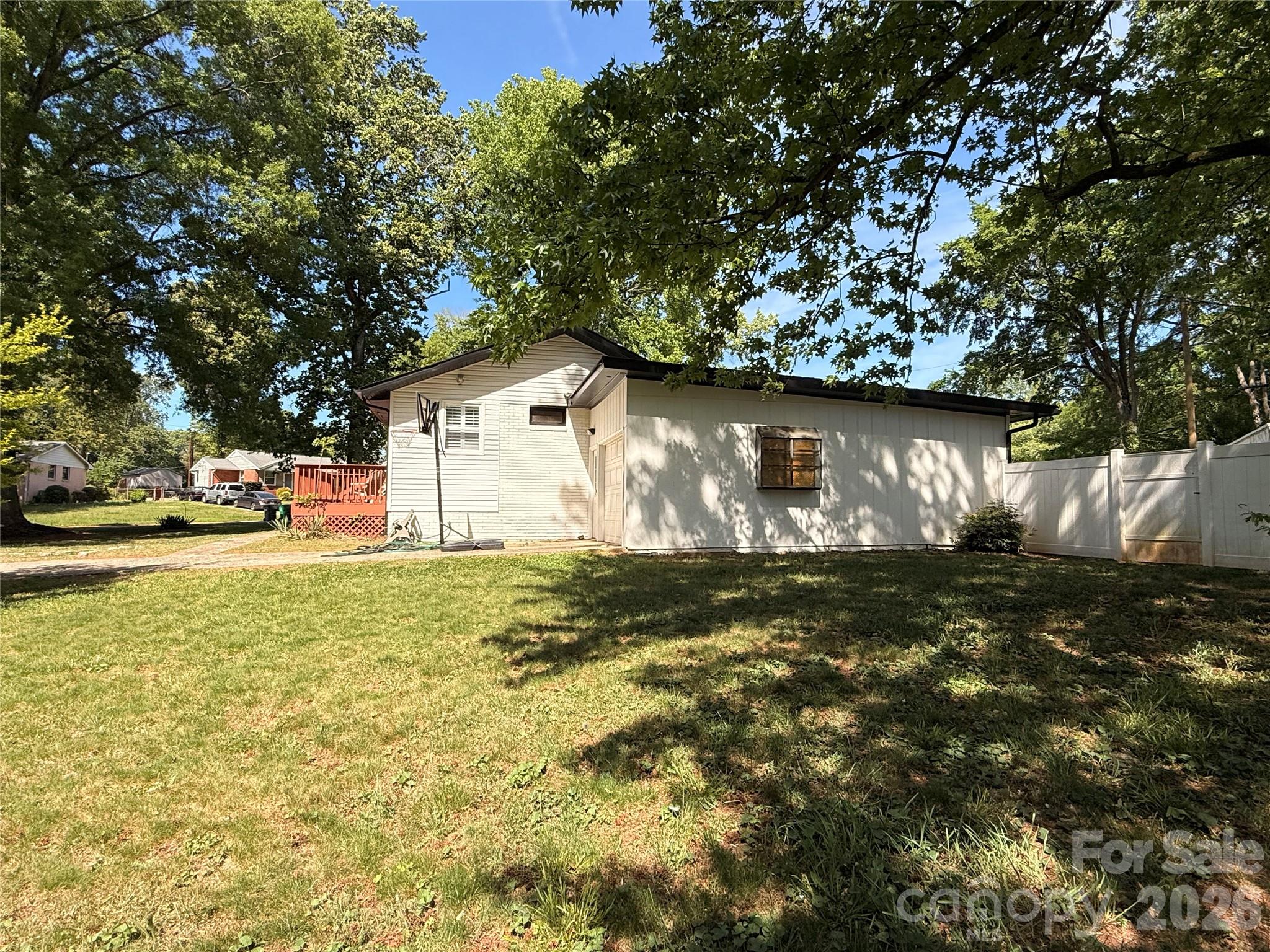 401 Rutland Drive Charlotte NC 28217