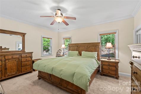 128 Churchill Downs Drive Fairview NC 28730