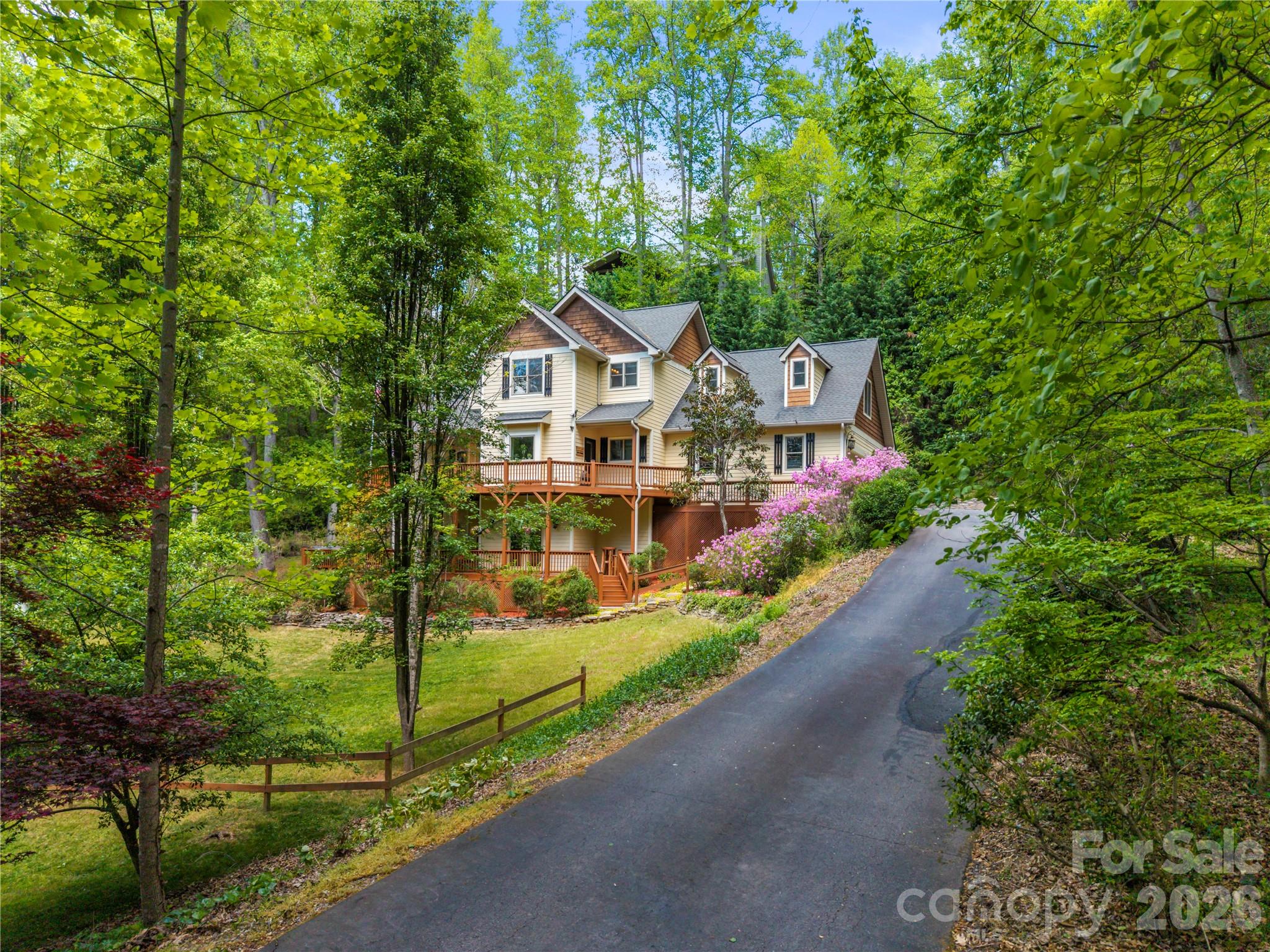 128 Churchill Downs Drive Fairview NC 28730