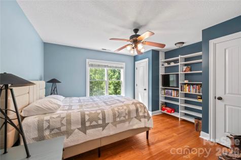 128 Churchill Downs Drive Fairview NC 28730