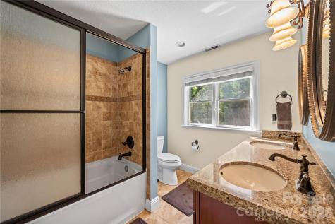 128 Churchill Downs Drive Fairview NC 28730