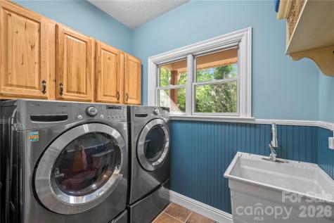 128 Churchill Downs Drive Fairview NC 28730