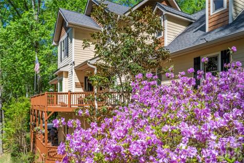 128 Churchill Downs Drive Fairview NC 28730