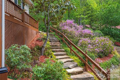128 Churchill Downs Drive Fairview NC 28730