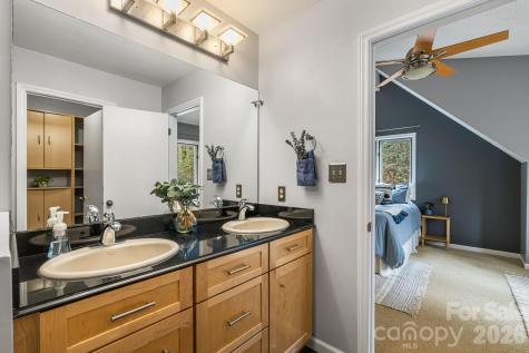 45 Windward Drive Asheville NC 28803