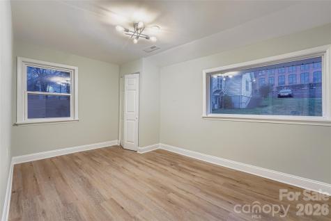 307 S Ransom Street Gastonia NC 28052