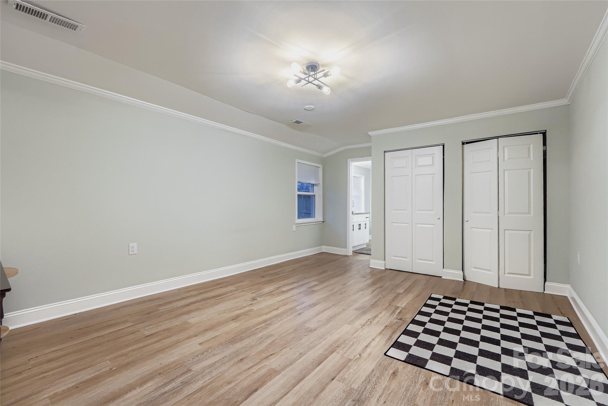 307 S Ransom Street Gastonia NC 28052