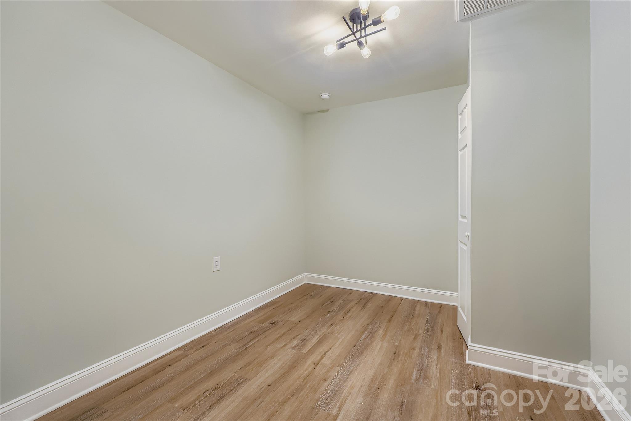 307 S Ransom Street Gastonia NC 28052
