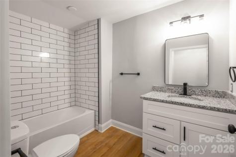 307 S Ransom Street Gastonia NC 28052