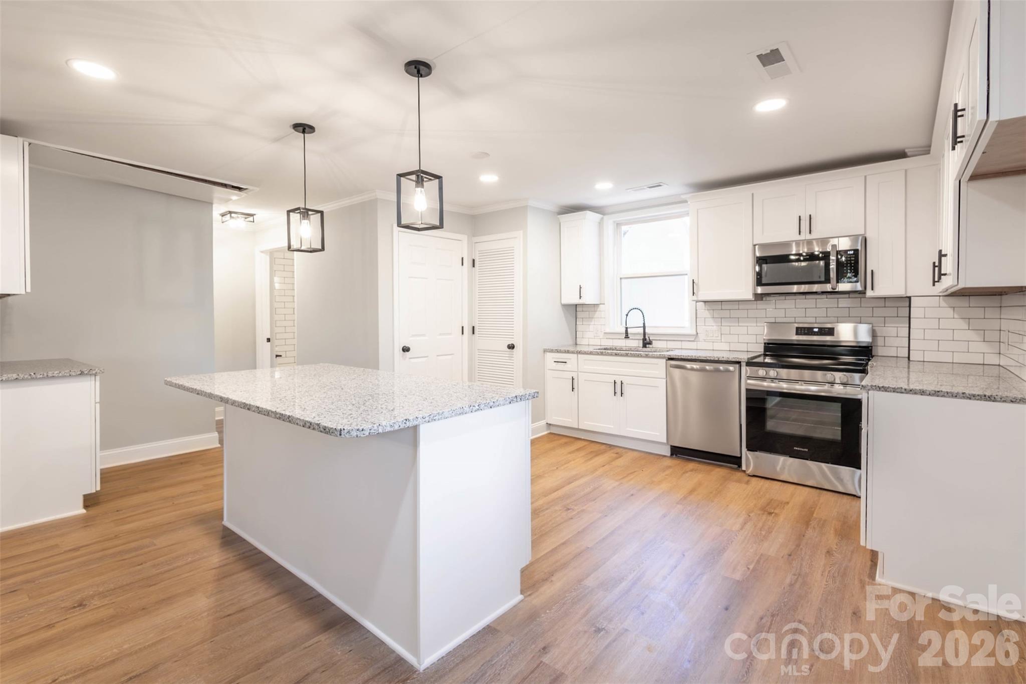 307 S Ransom Street Gastonia NC 28052