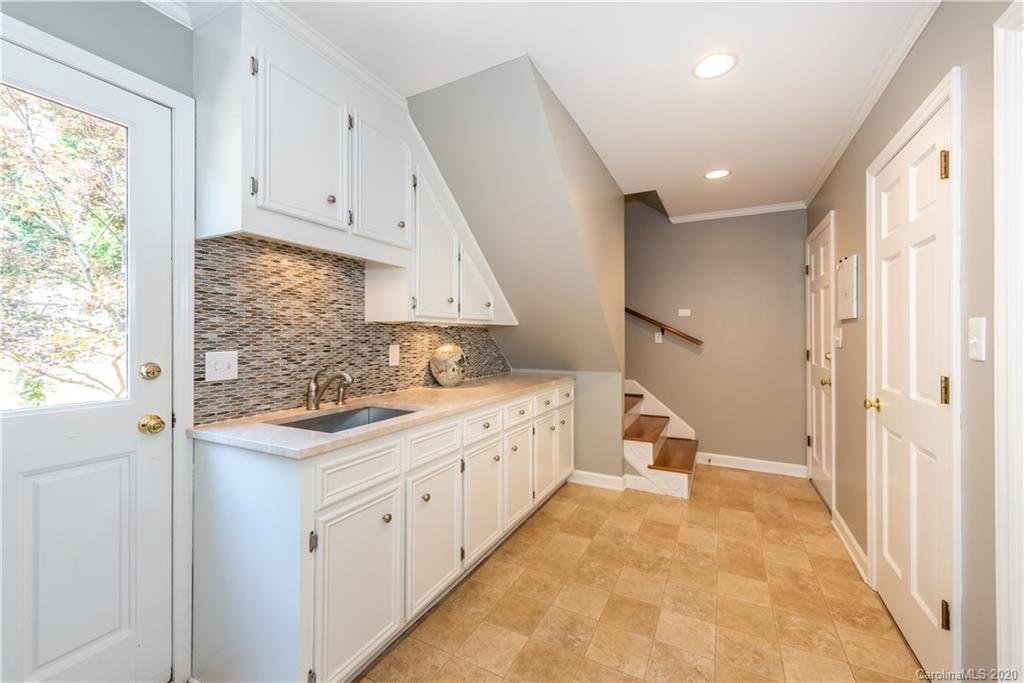 2404 Tattersall Drive Charlotte NC 28210